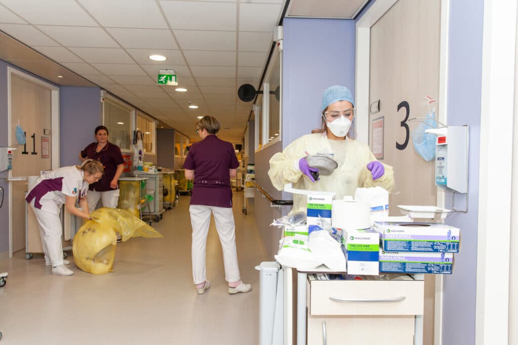 Albert Schweitzer ziekenhuis helpt bij opzetten