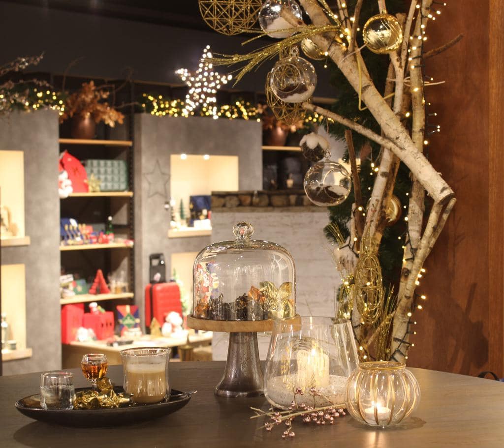 Showroom Den Besten Kerst en Relatiegeschenken open Sliedrecht24