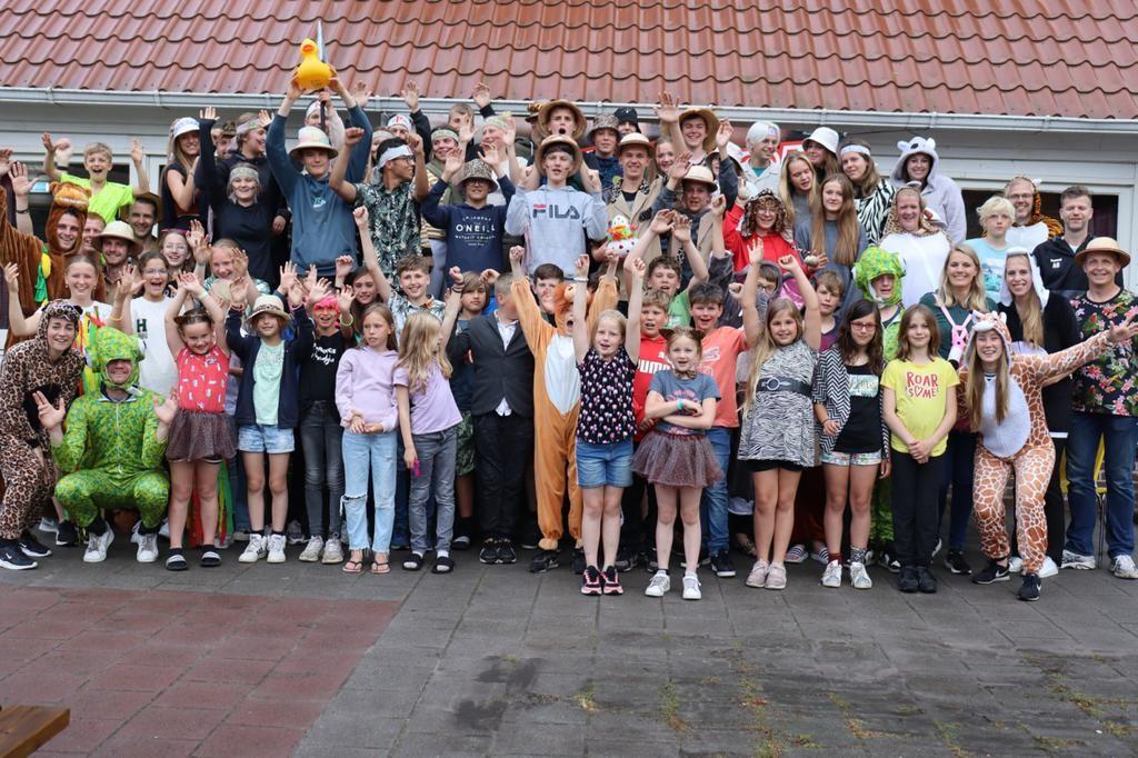 Korfballers brengen Pinksterweekend door in Limburgse 'jungle' - Sliedrecht24