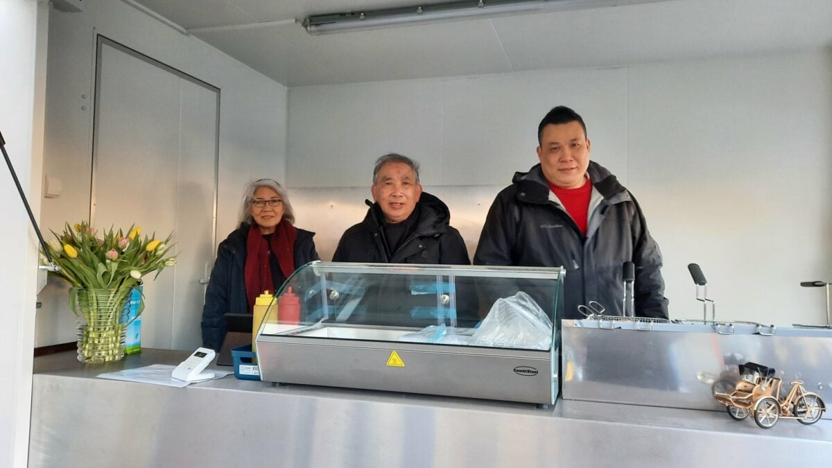 Populaire loempiaverkoper Nguyen afwezig vanwege familie-omstandigheden