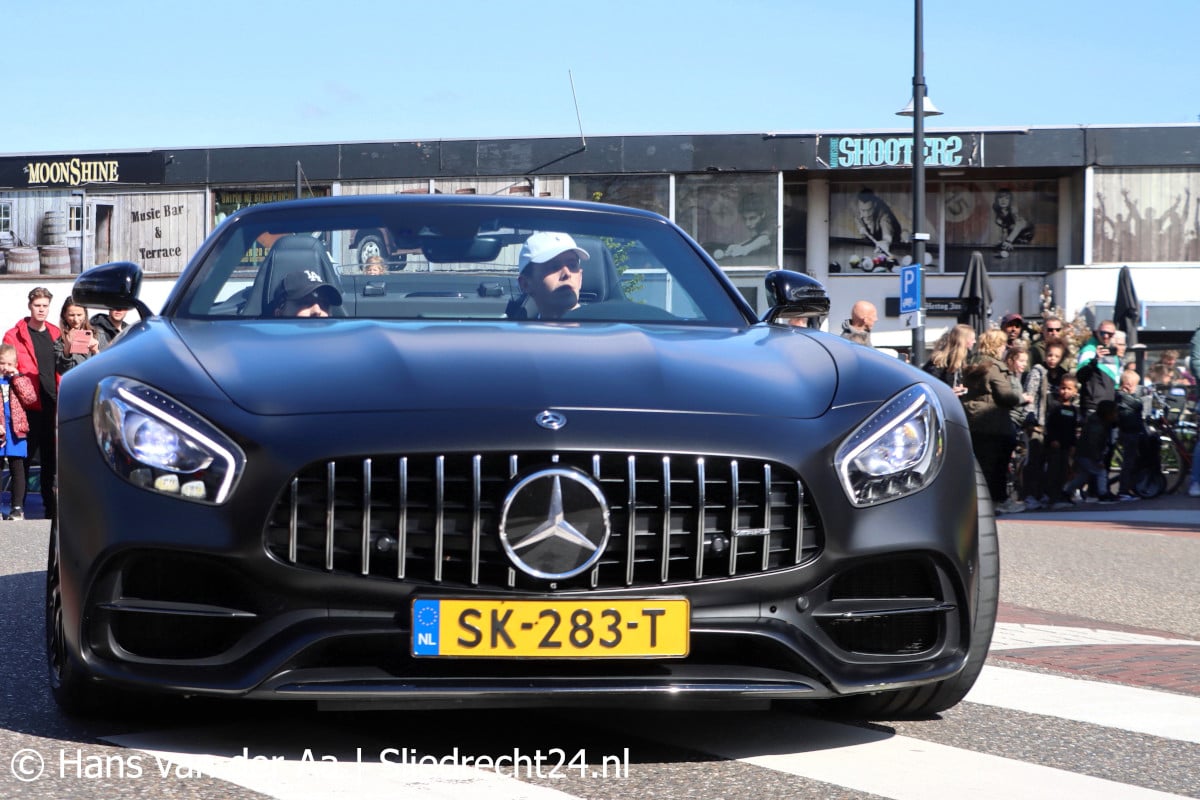 Kids and Cars 2023; Superdikke sportwagens met daarin veel blije