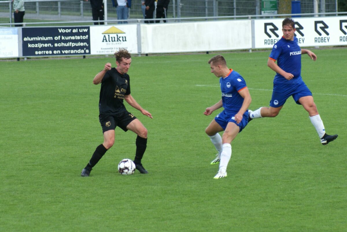 Eerste v.v. Sliedrecht maakt slechte start van competitie