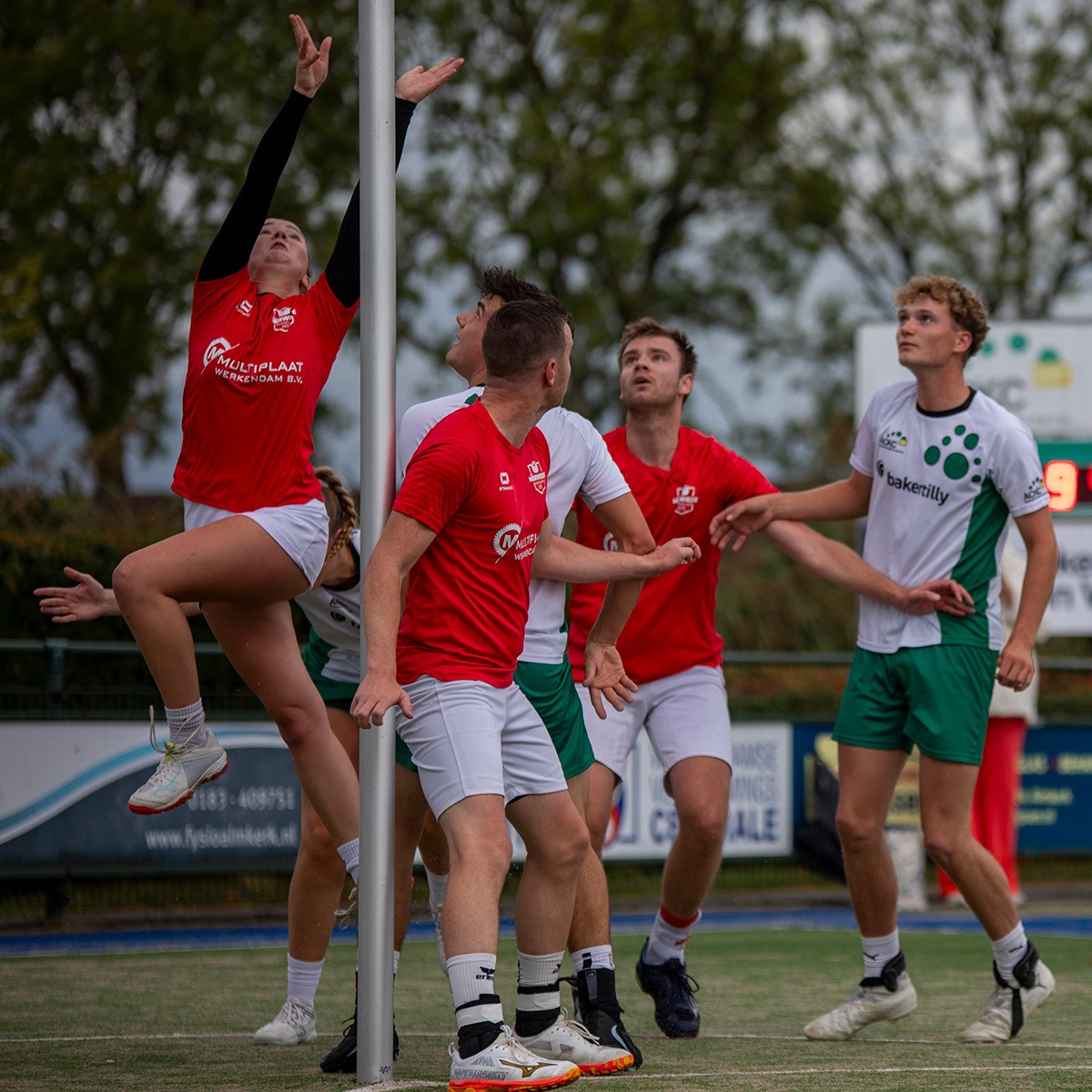 Gemotiveerd Merwede/Multiplaat wint bij slecht weer van ACKC