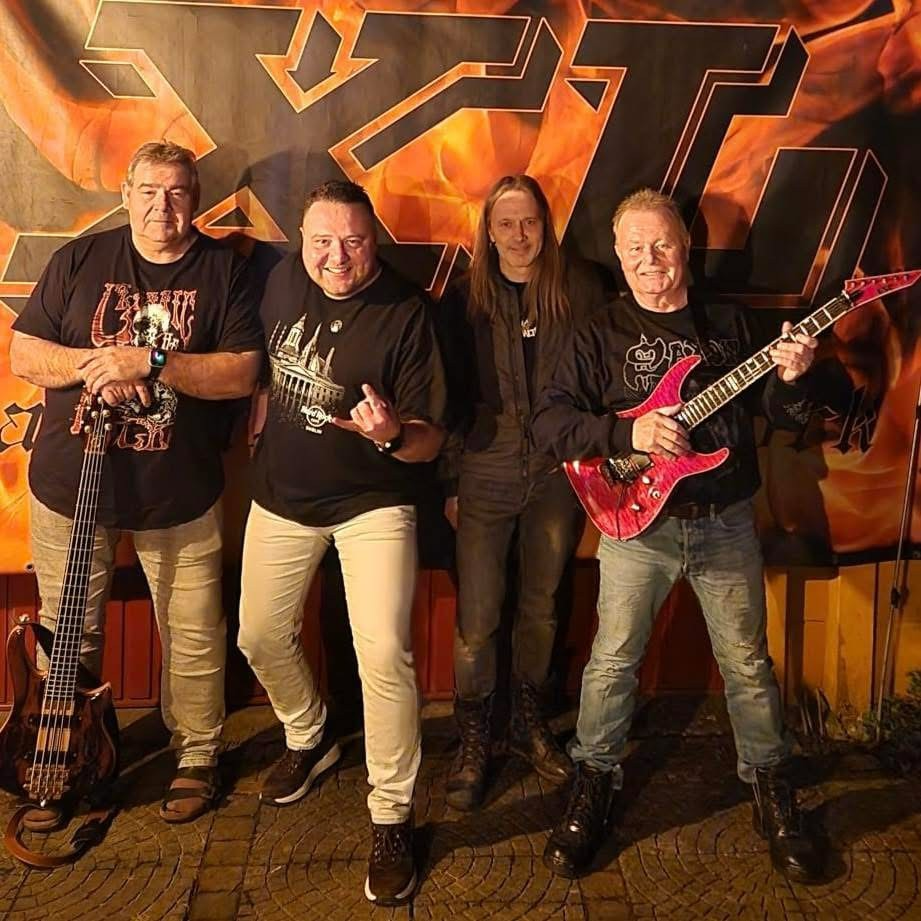 XL, a tribute to rock in The Moonshine