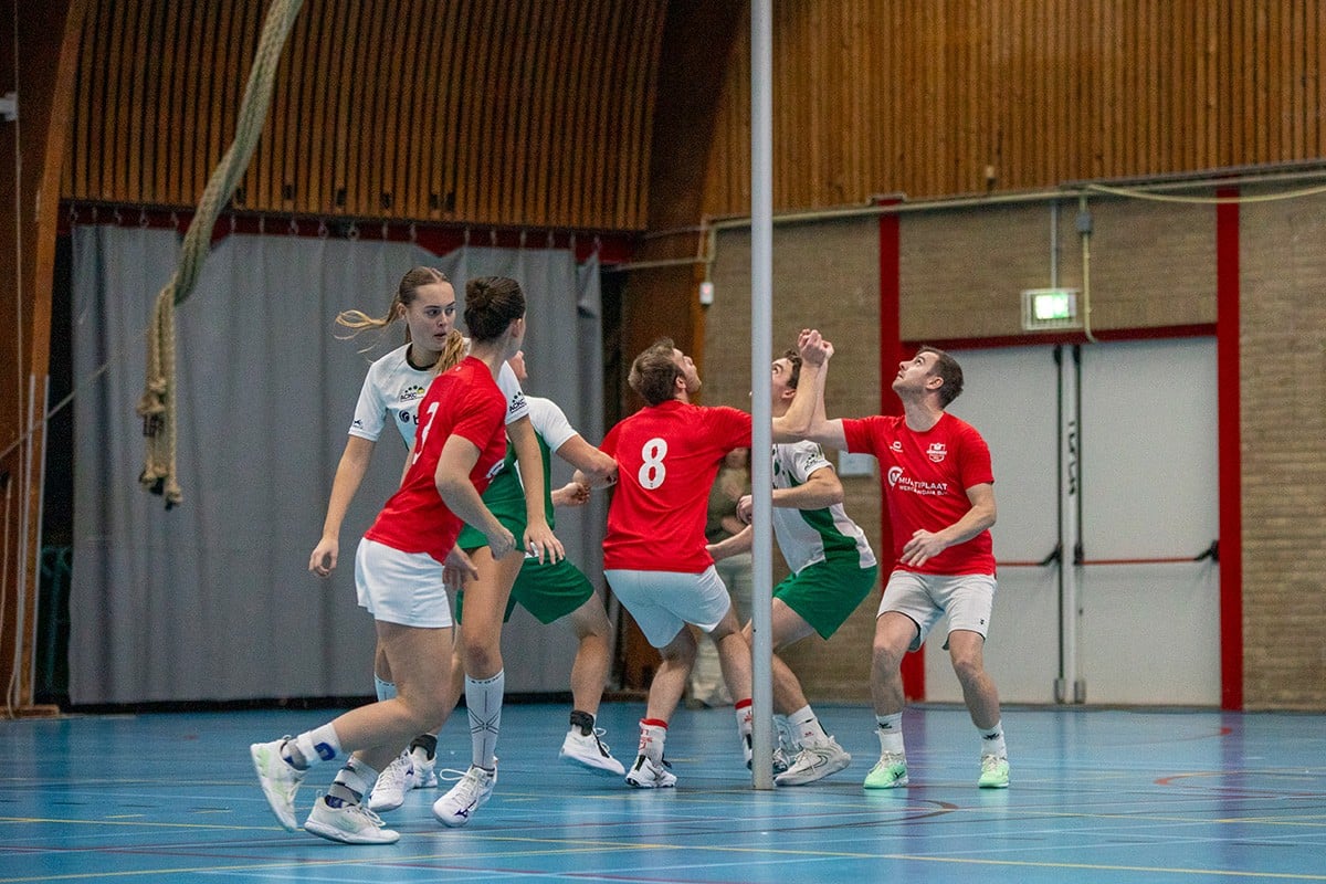 Ontspannen Merwede/Multiplaat schiet met scherp in wedstrijd tegen ACKC