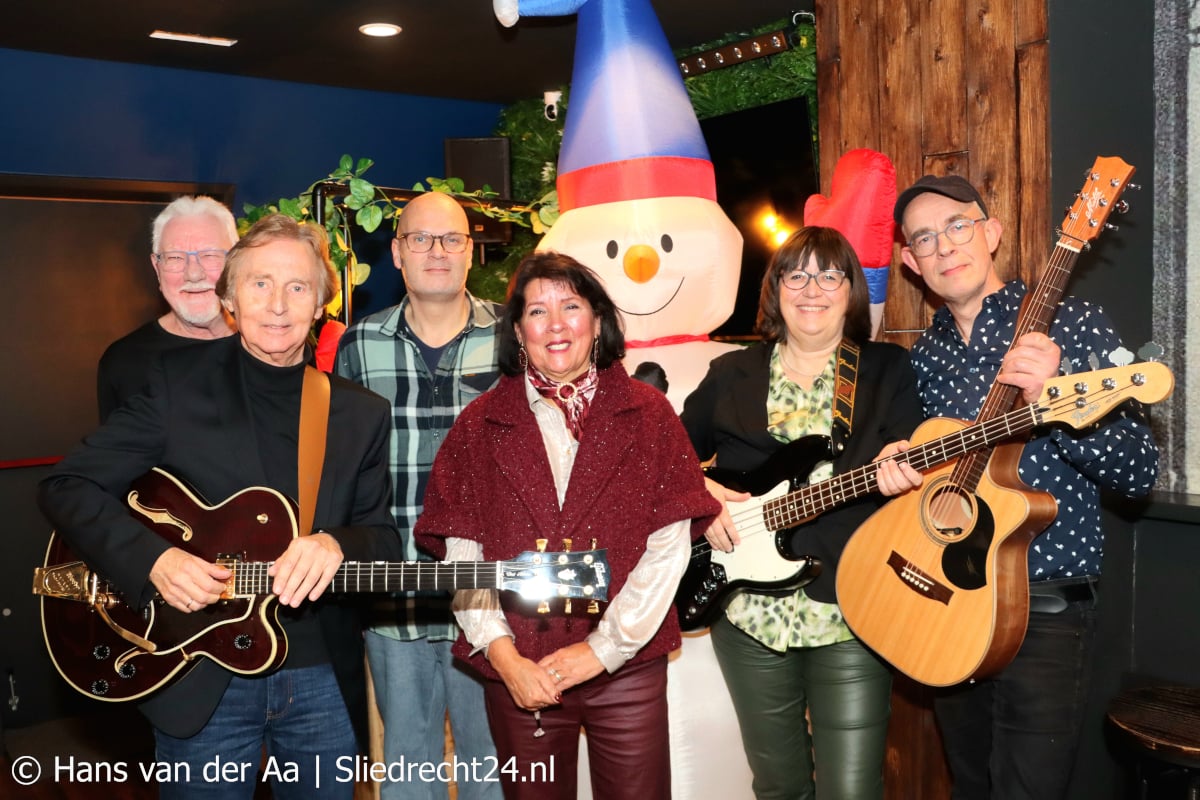 Gijs Lemmen & Co geven intiem concert Bij Boertie