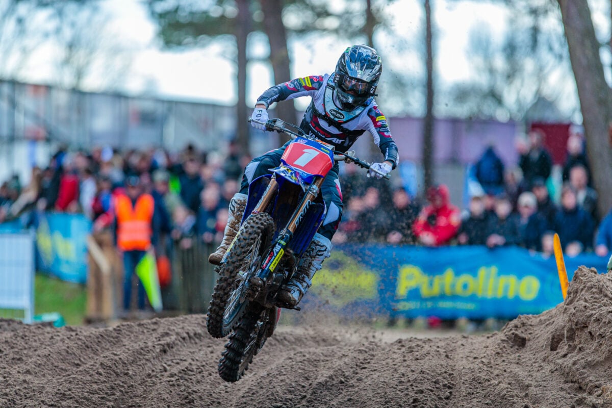 Van Drunen opent Nederlands seizoen met dominante overwinning