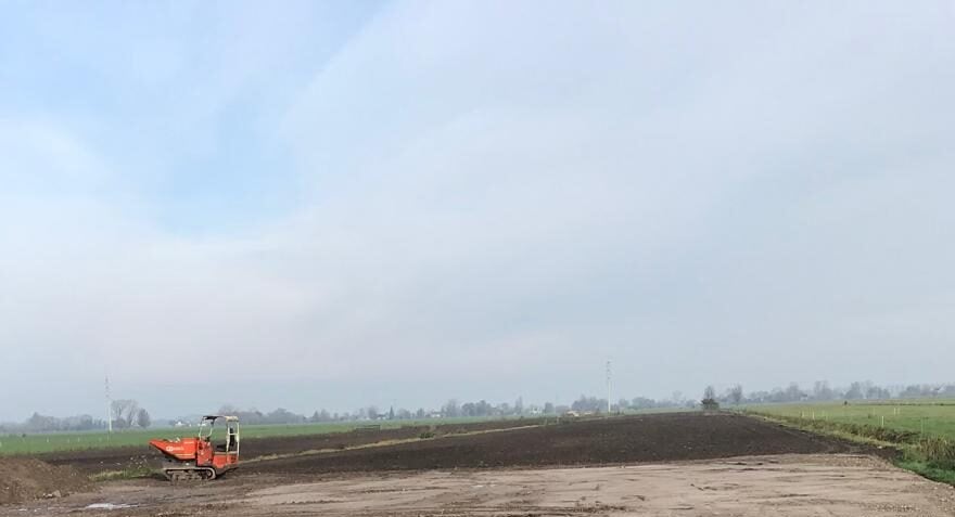 Storten vervuilde grond uit Baanhoek-West in polder blijkt nu illegaal