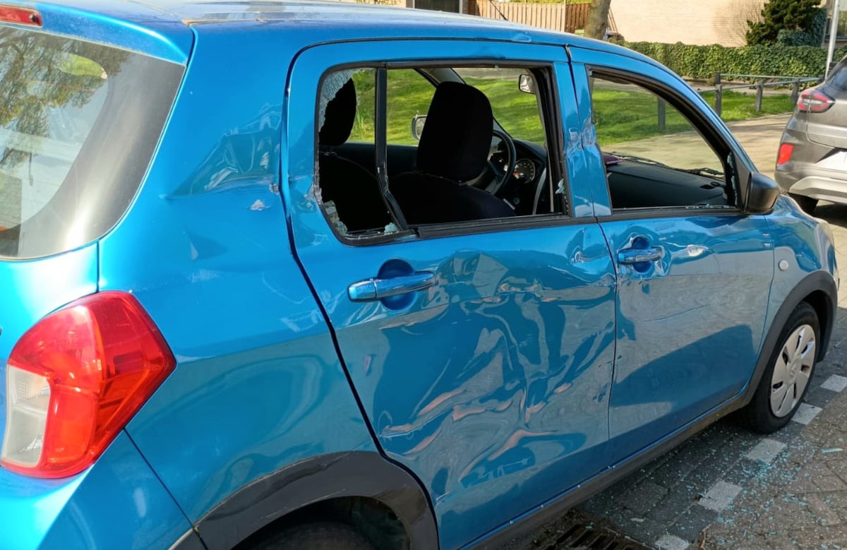 Veroorzaker autoschade rijdt door; getuigen gezocht