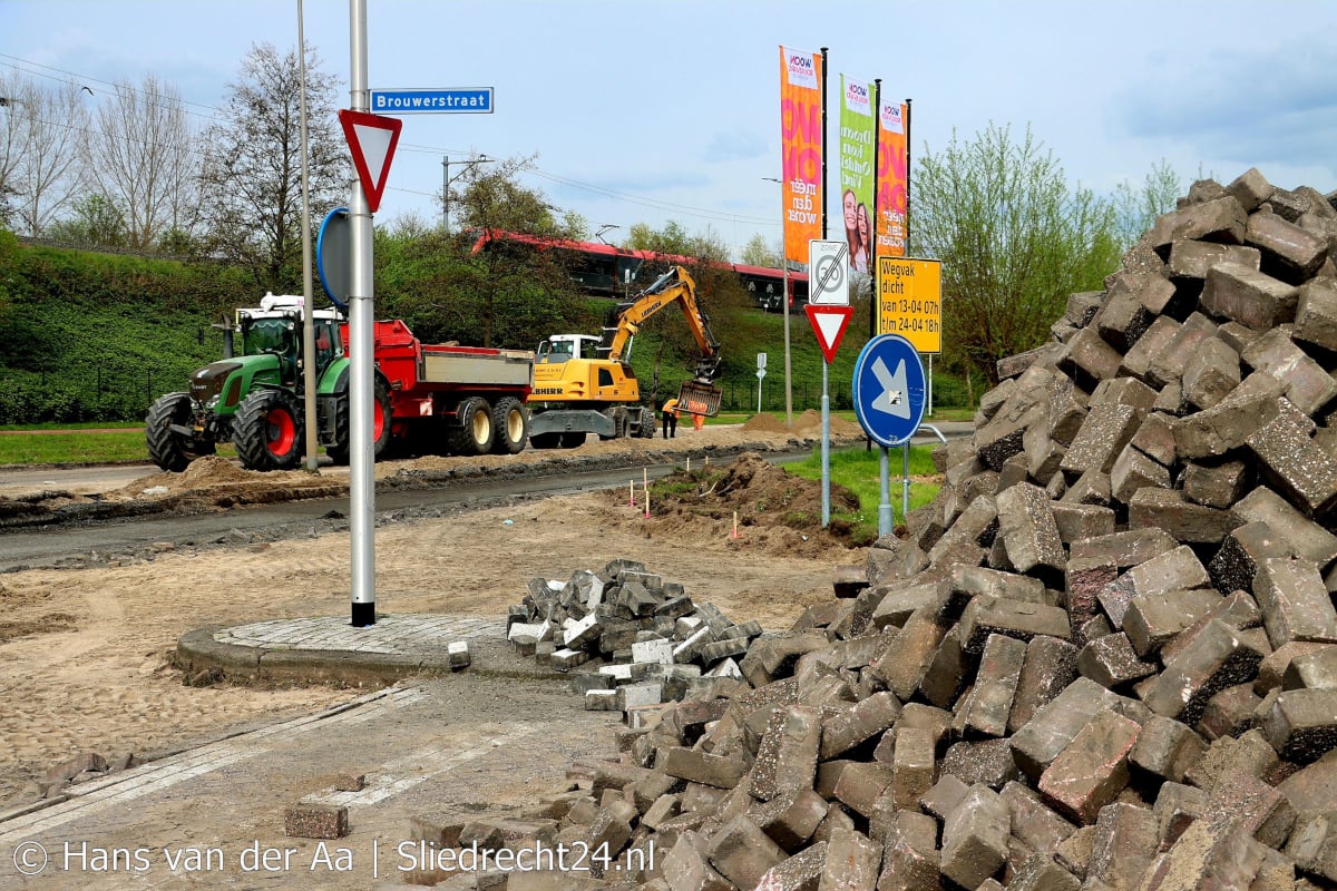 Afsluiting Parallelweg eerste fase in dorp goed merkbaar