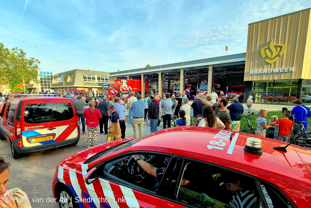 Brandweer laat sirenes loeien bij overbrengen voertuigen naar nieuwe kazerne