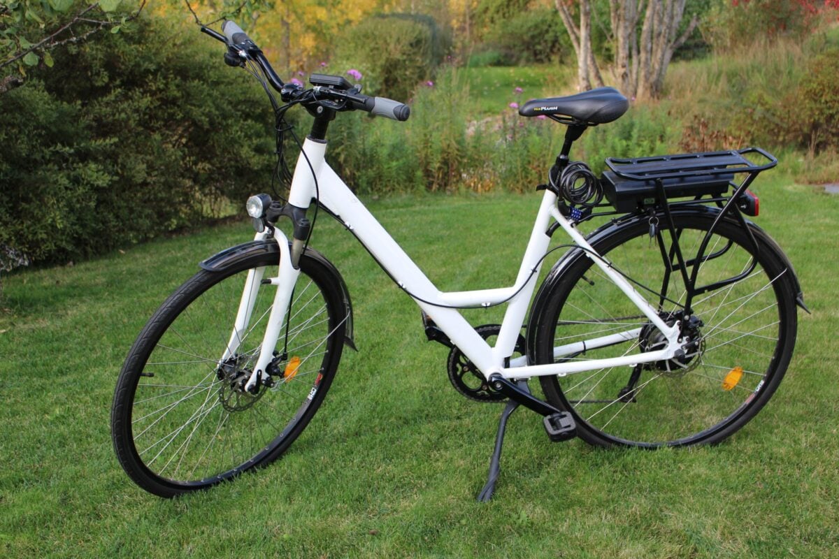 ‘E-bikes vergelijken: zo kies je een fiets die bij je past’