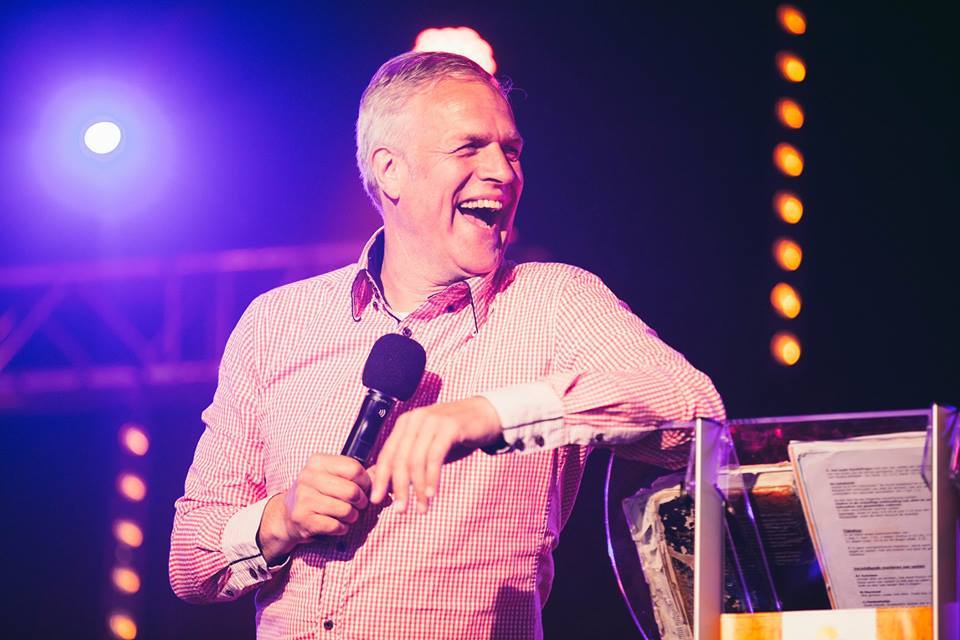 De Donk ministries houdt Revival Dienst