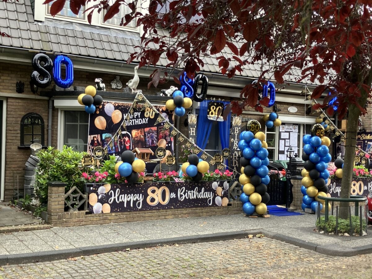 Even geen kerstversiering… Stuij tachtig jaar!