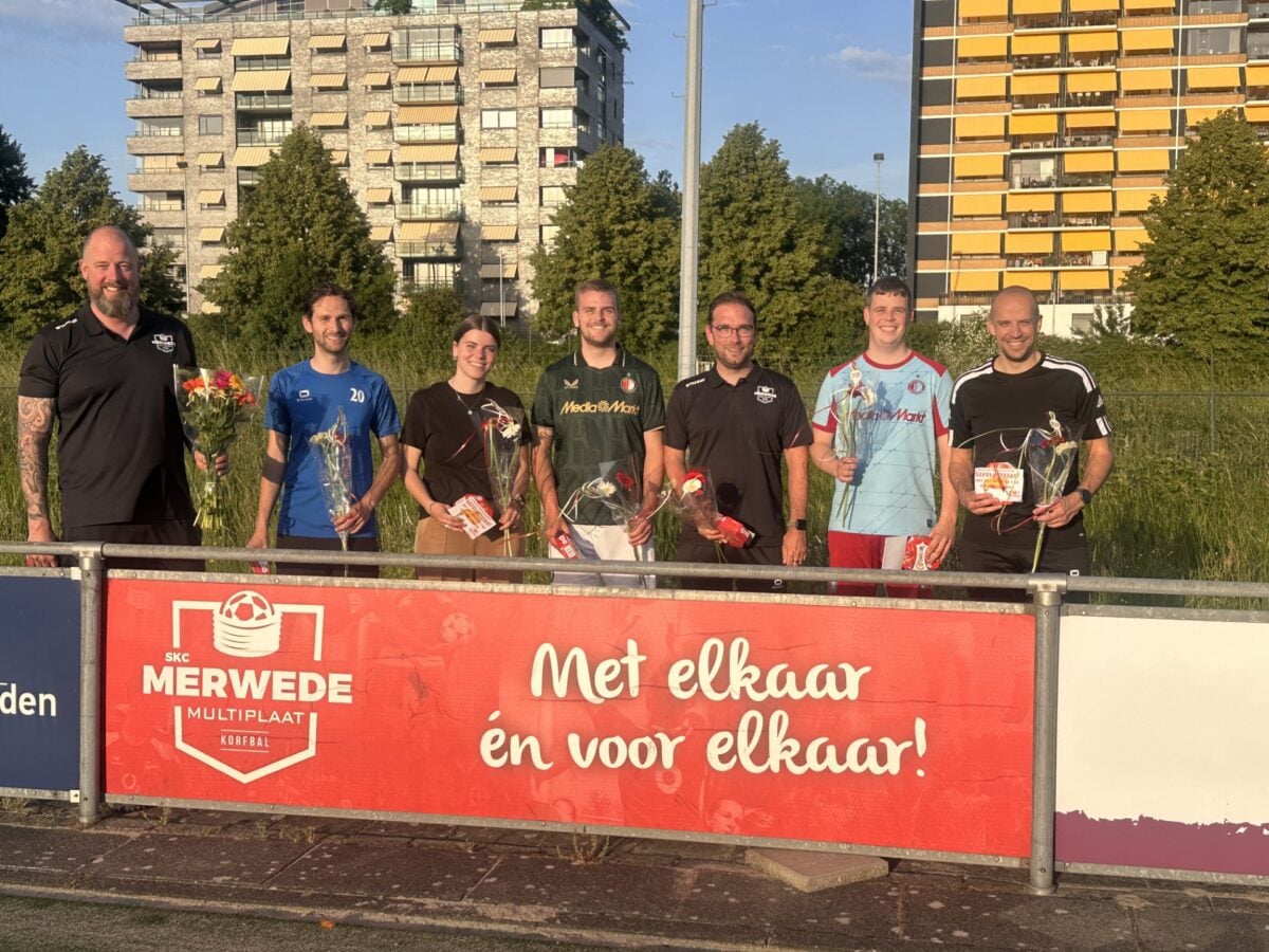 Trainers SKC Merwede/Multiplaat behalen hun diploma