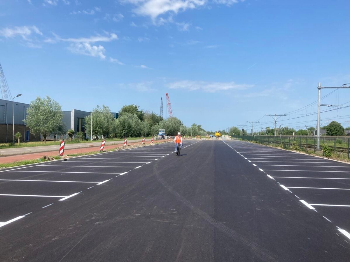 Extra parkeerplaatsen bij station vanwege afsluiting Papendrechtsebrug