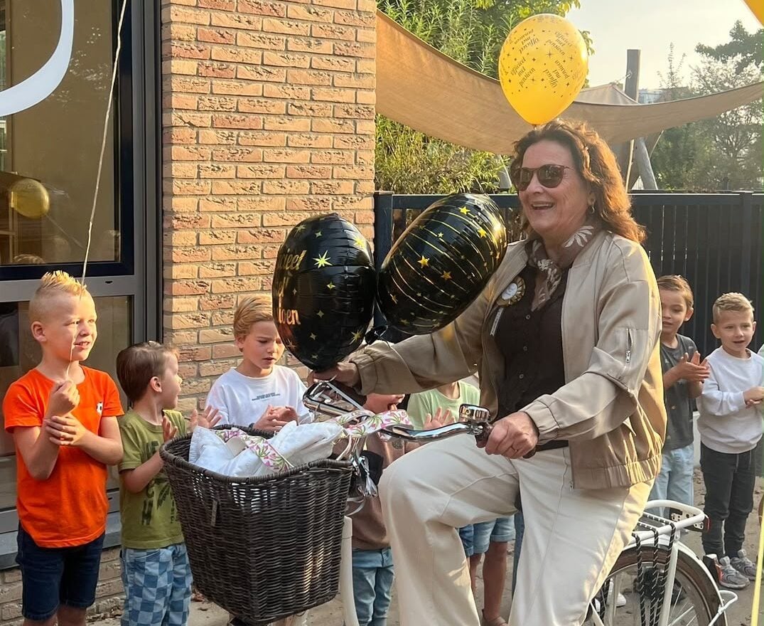 Juf Batenburg verlaat het onderwijs en gaat met pensioen