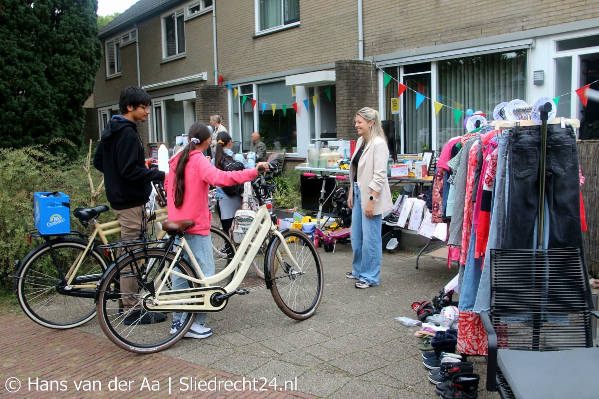 Muzikale Voortuinenmarkt De Hoven zorgt voor verbinding